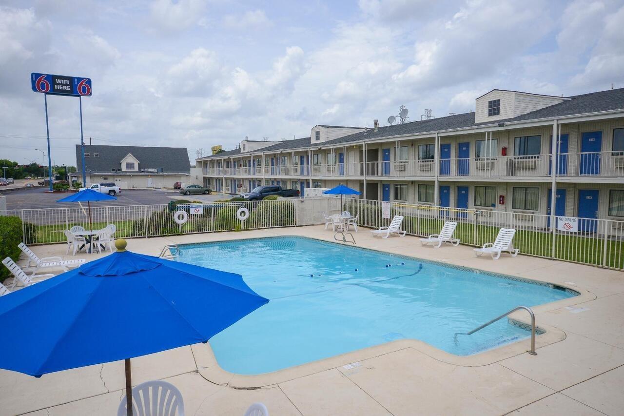 Motel 6-Webster, Tx - Houston - Nasa Lake Eksteriør billede